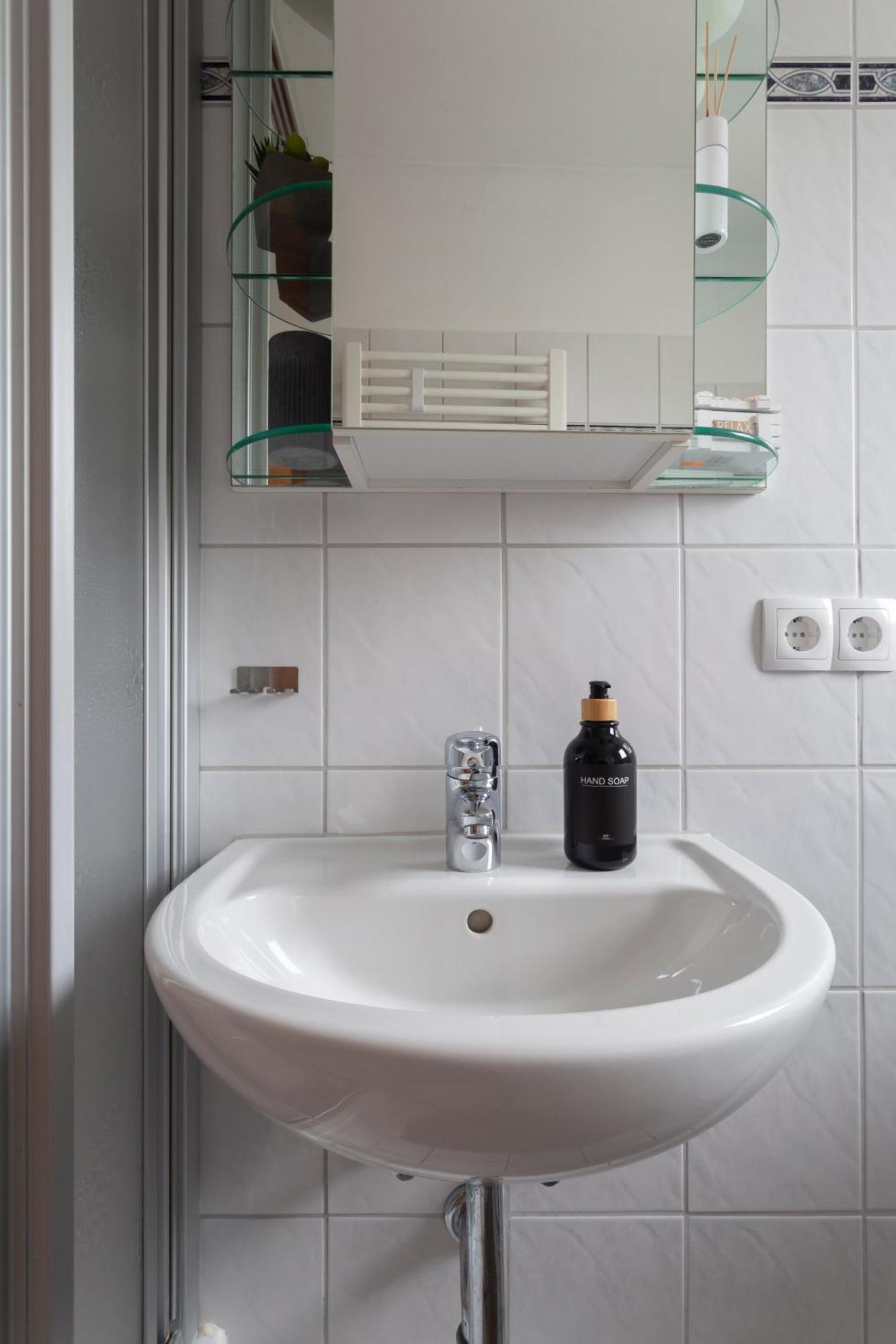 Exclusive 2-Room-City-Apartment - Contactless Check-In Hannover Exterior photo